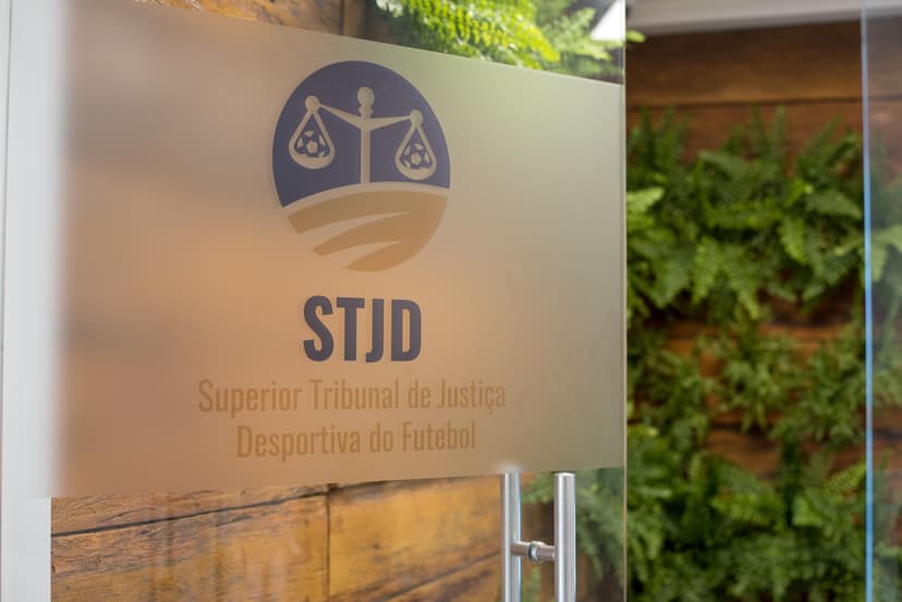 Procuradoria denuncia Dudu por declaração discriminatória contra Leila