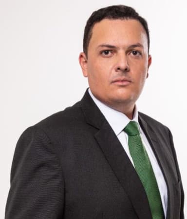 Retrato de Raoni Lacerda Vita 